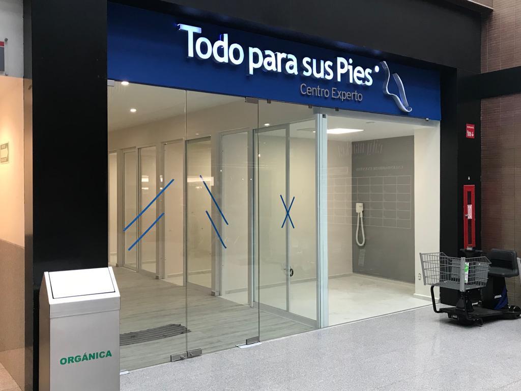 <span style="font-weight: bold;">Remodelación y Construcción de Locales Comerciales.</span>&nbsp;<br>